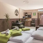 Hotel Park Buekfuerdo