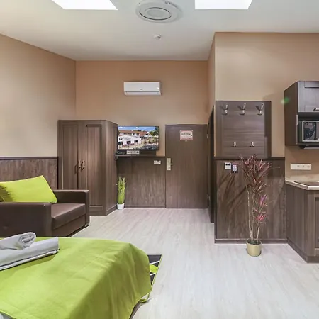 Park Buekfuerdo فندق Bük