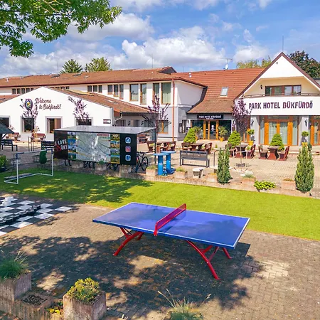 Park Buekfuerdo 4* Бюк