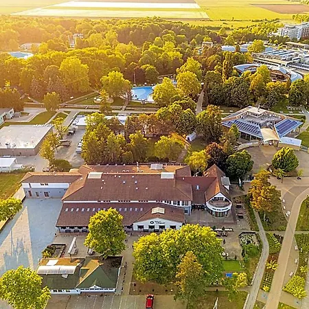Park Buekfuerdo Hotel
