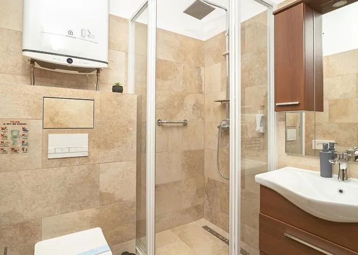 Park Buekfuerdo Hotell Bük